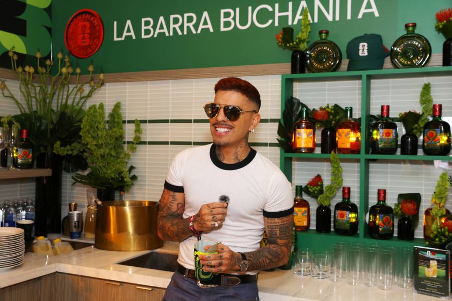 Rauw Alejandro Buchanans Whiskey 1 Hot Pics.JPG